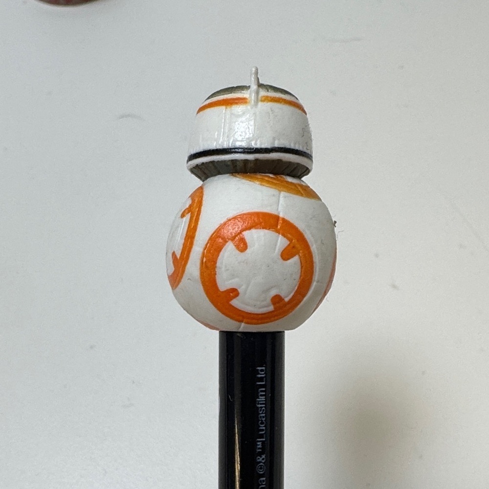 Star Wars BB-8 Black and Orange Writing Pen - Picture 4 of 5